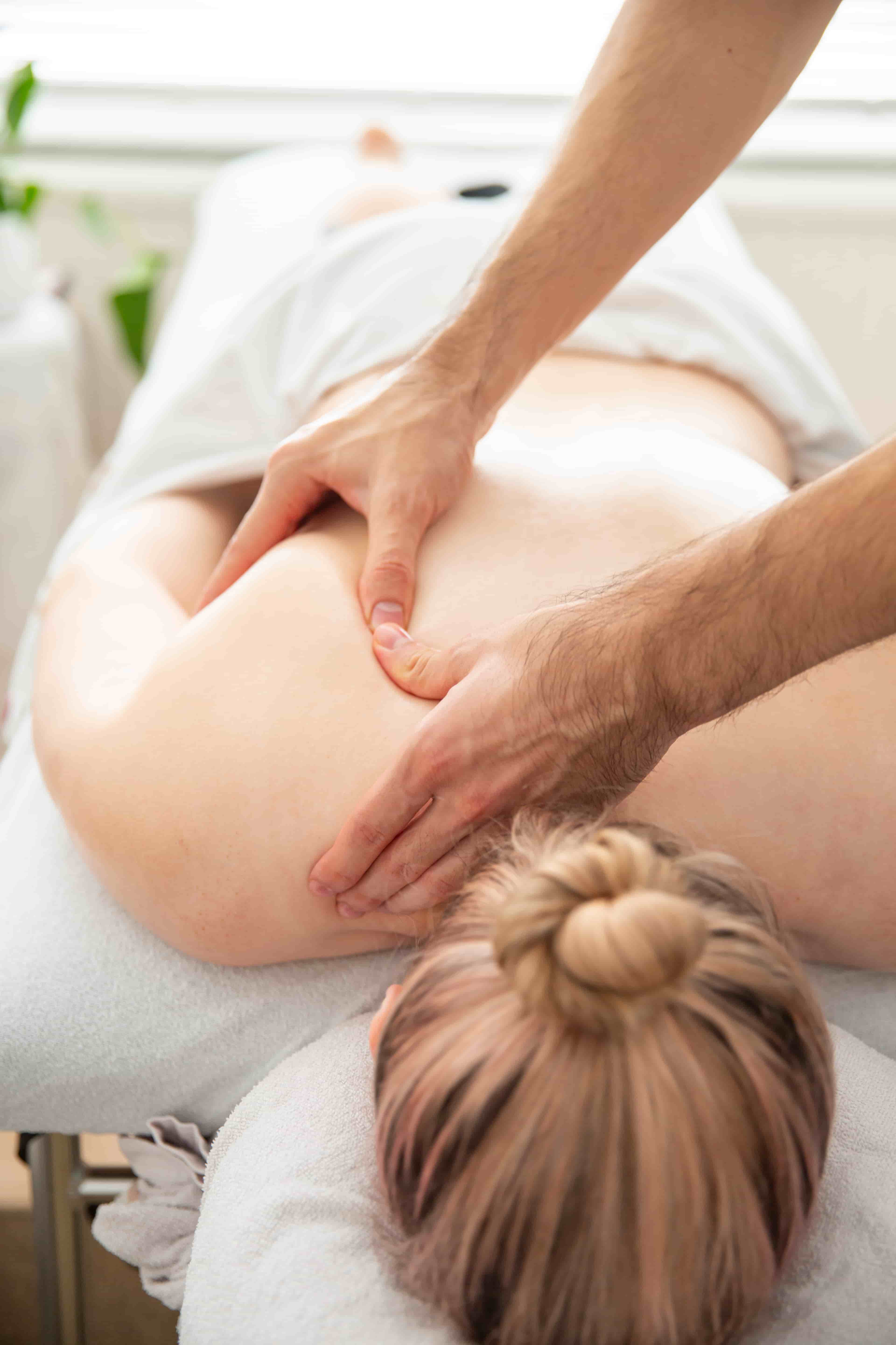Maintenance treatment for active people between training sessions, New Malden KT3